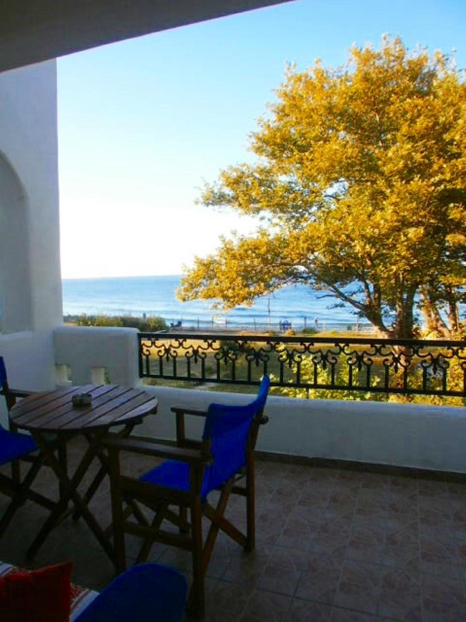 Archondissa Beach Aparthotel Терма Стая снимка